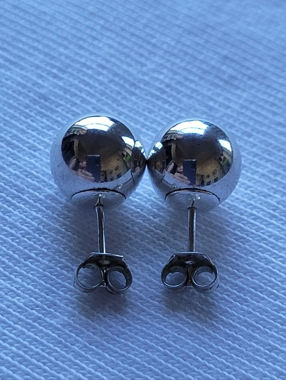 10mm Vintage Silver-plated Bead Post Earrings